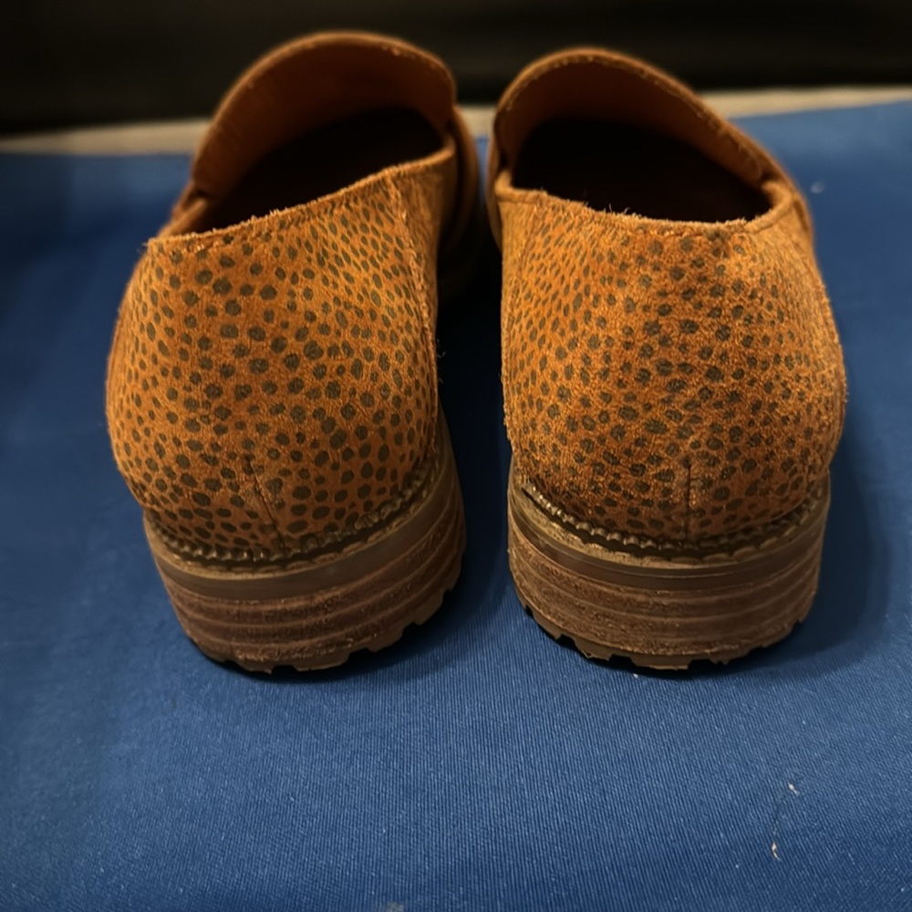 Toms women size 6.5 - Picture 3 of 5